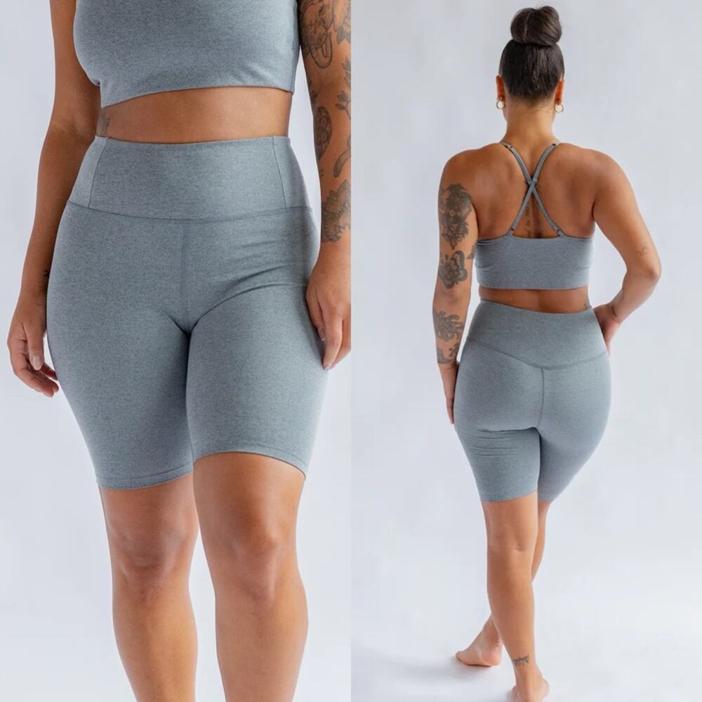 Girlfriend Collective Float High-Rise Seamless Biker Shorts In Heather Gravel XS